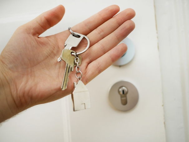 https://KeeyanSabz.StopRentingStartOwning.com